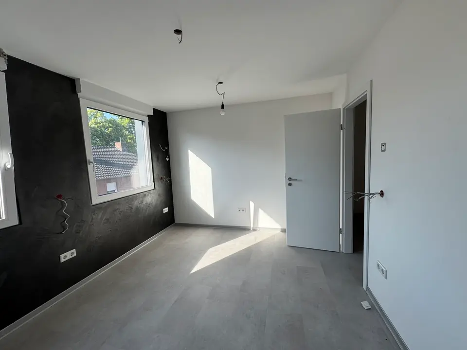 4 Zimmer Wohnung mit 120 m² in Grevenbroich – Bild 4