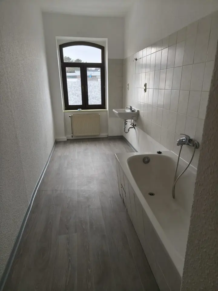 2 Zimmer Wohnung mit 53 m² in Weißenfels – Bild 4