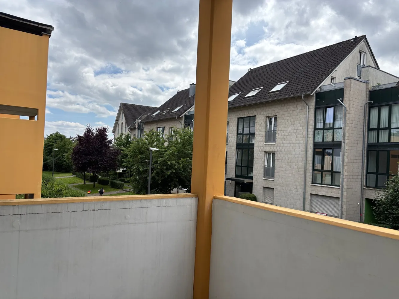 2 Zimmer Wohnung mit 81 m² in Köln – Bild 4