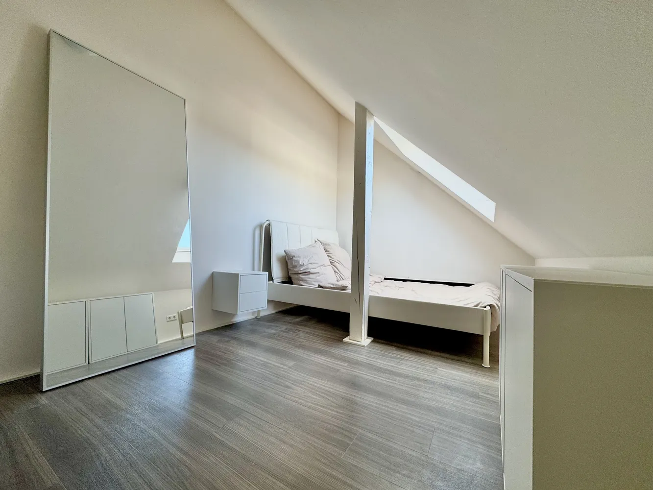 2 Zimmer Wohnung in Köln – Bild 11