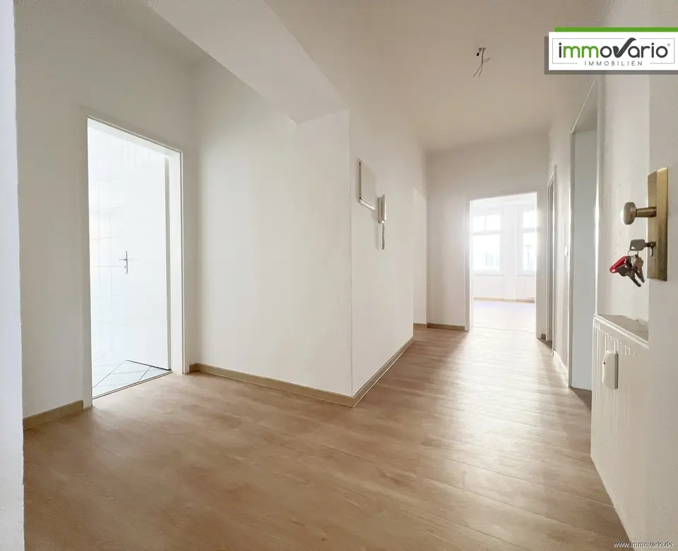 4 Zimmer Wohnung mit 111 m² in Magdeburg – Bild 3