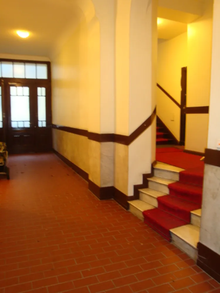 7 Zimmer Wohnung mit 188 m² in Berlin – Bild 3