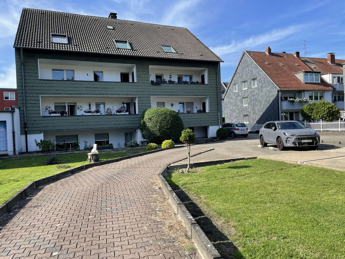 2 Zimmer Wohnung mit 80 m² in Oberhausen – Bild 1