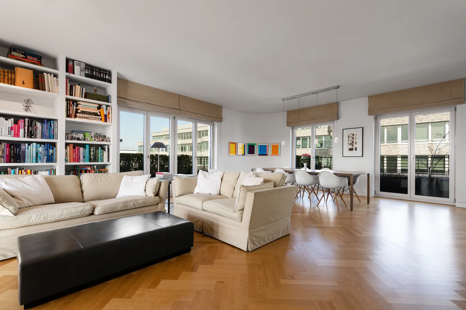 5 Zimmer Wohnung mit 219 m² in Düsseldorf – Bild 2