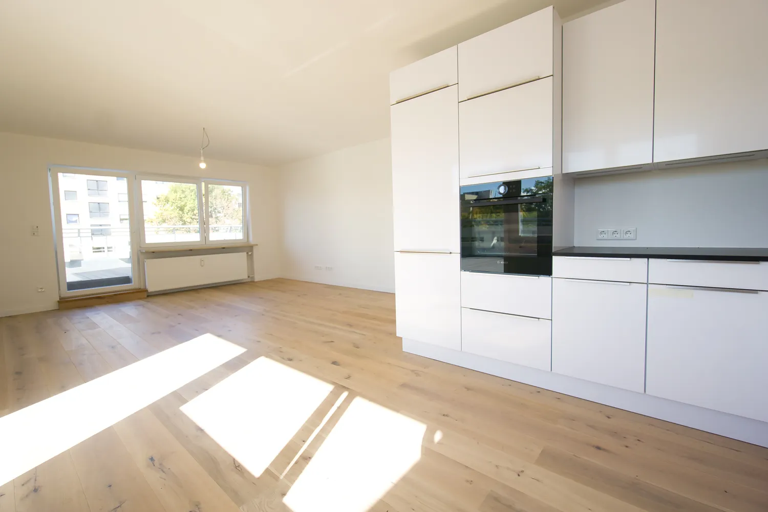 2 Zimmer Wohnung mit 119 m² in Regensburg – Bild 6