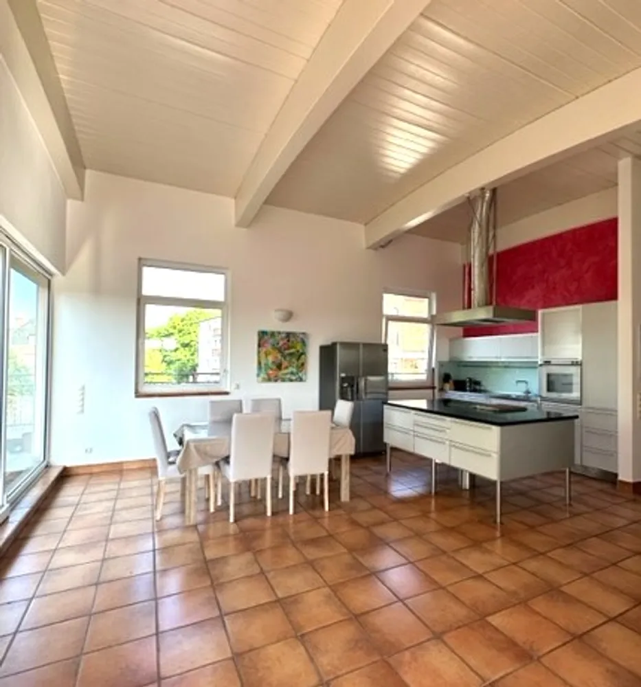 5 Zimmer Wohnung mit 135 m² in Wiesbaden – Bild 8