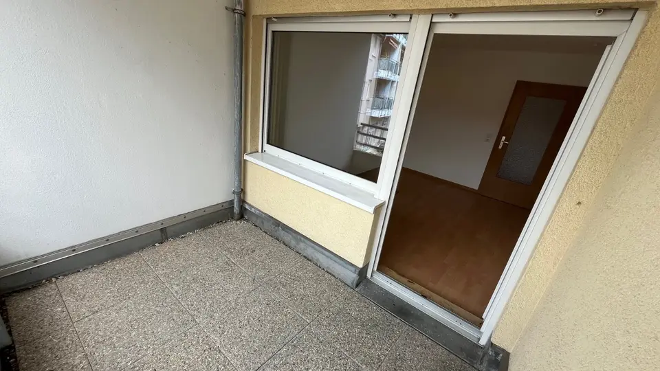 2 Zimmer Wohnung mit 60 m² in Werdau – Bild 5
