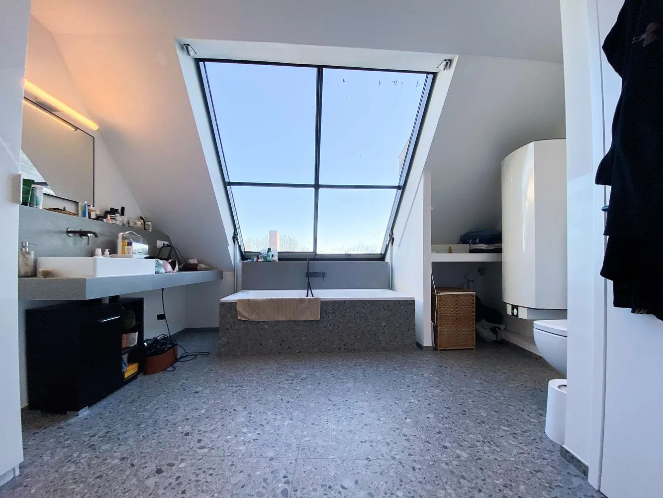 2 Zimmer Wohnung mit 125 m² in München – Bild 8