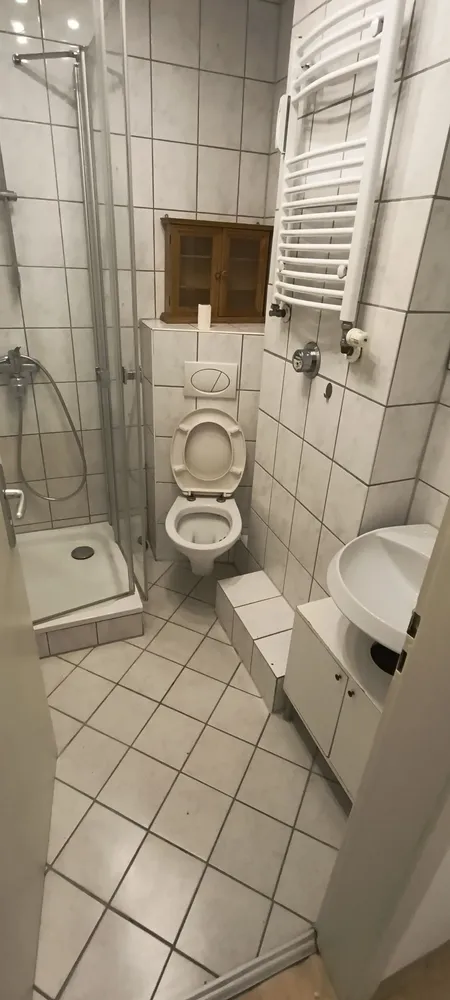 1 Zimmer Wohnung mit 40 m² in Köln – Bild 7