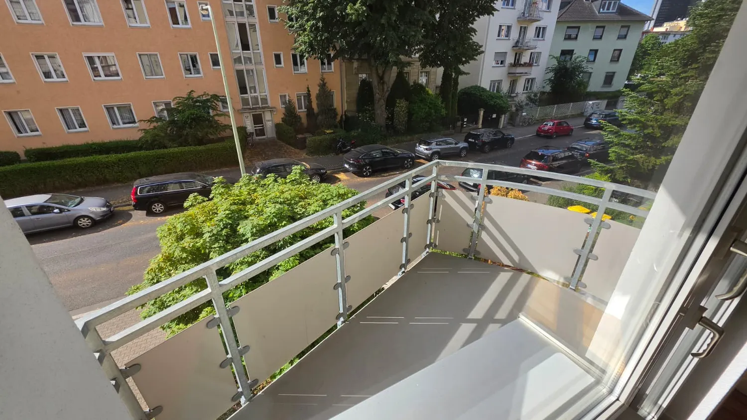 1 Zimmer Wohnung mit 28 m² in Frankfurt am Main – Bild 9