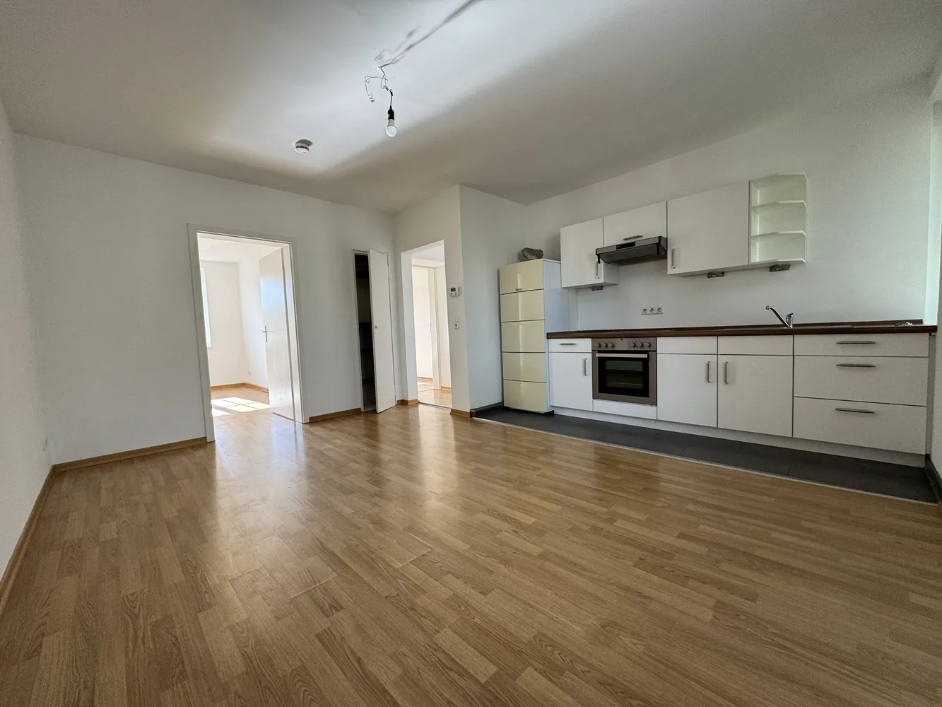 3 Zimmer Wohnung mit 62 m² in München – Bild 2