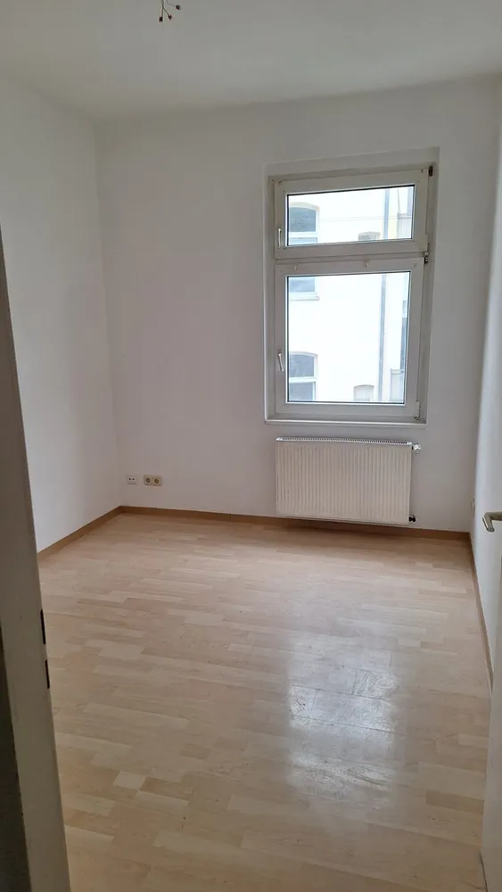 4 Zimmer Wohnung mit 72 m² in Wiesbaden – Bild 3
