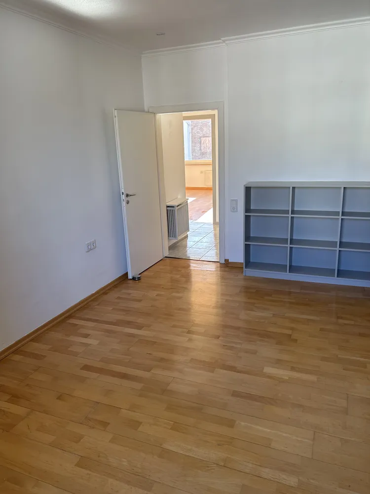 3 Zimmer Wohnung mit 94 m² in Düsseldorf – Bild 5