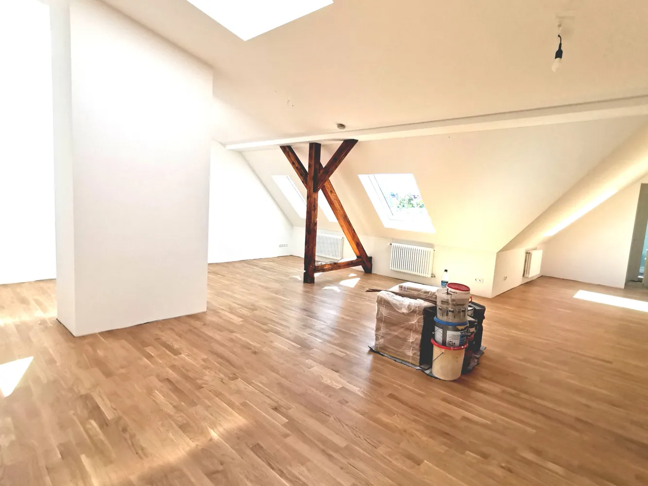 3 Zimmer Wohnung mit 93 m² in München – Bild 2