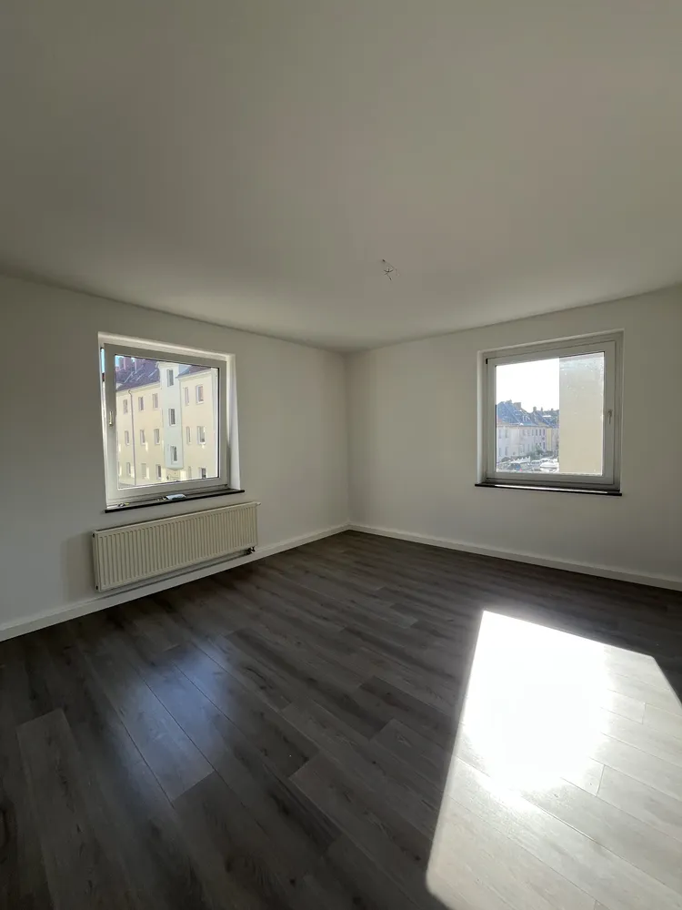 2 room apartment with 60 m² in Bitterfeld-Wolfen – Photo 2