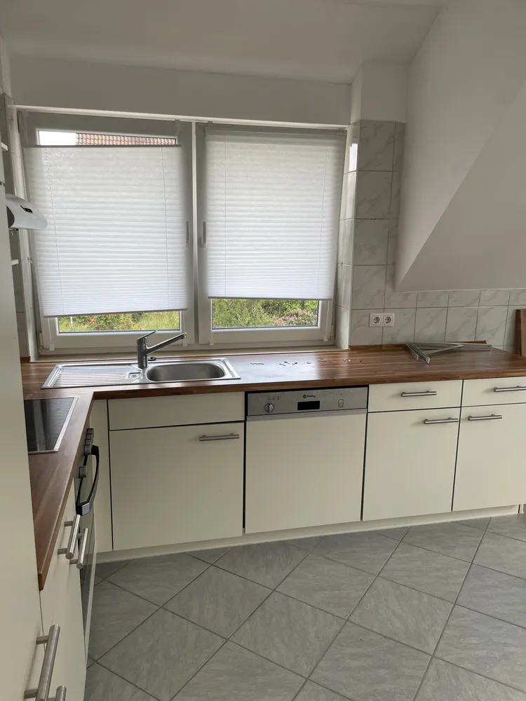 2 Zimmer Wohnung mit 65 m² in Wedel – Bild 2