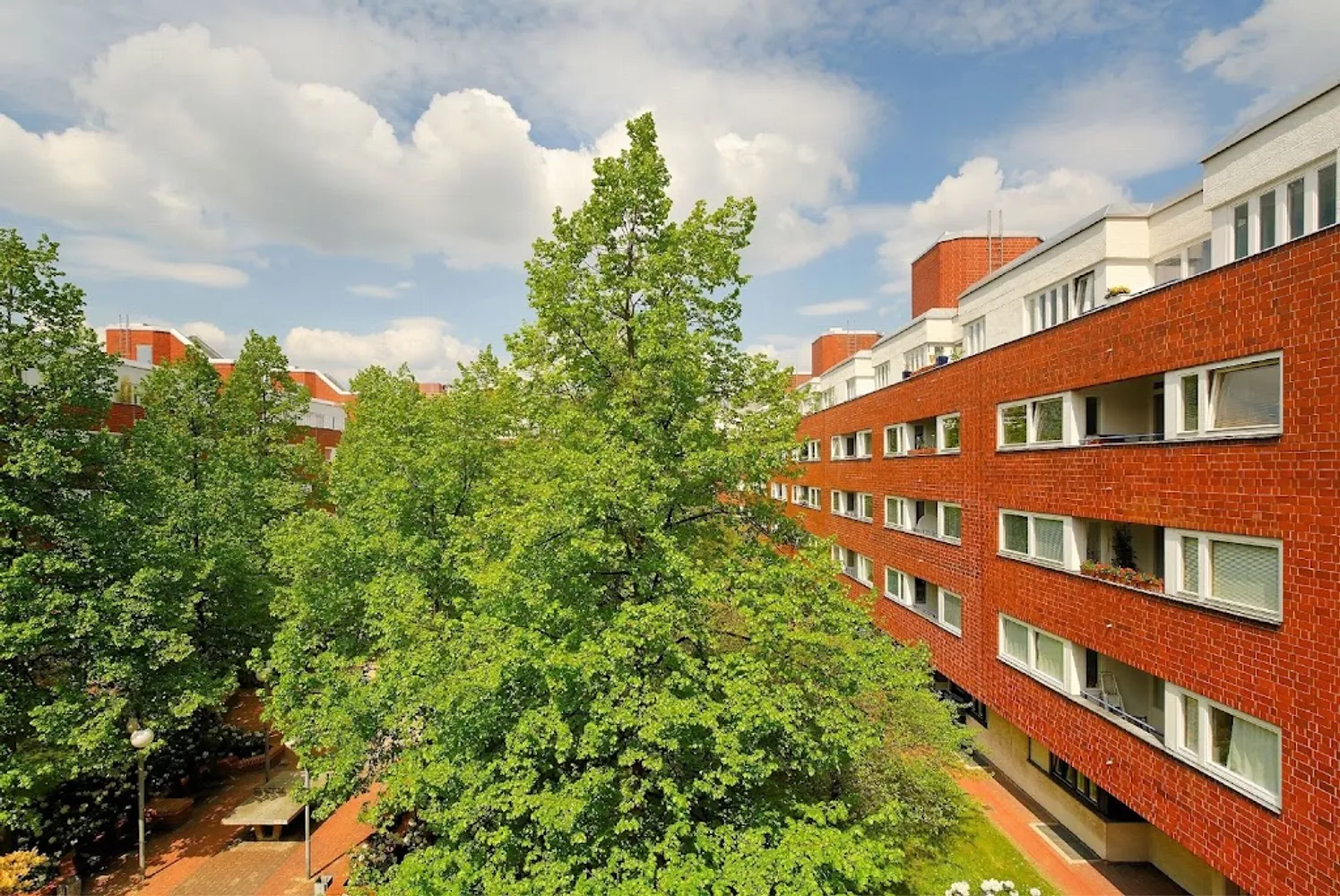 2 Zimmer Wohnung mit 62 m² in Berlin – Bild 2