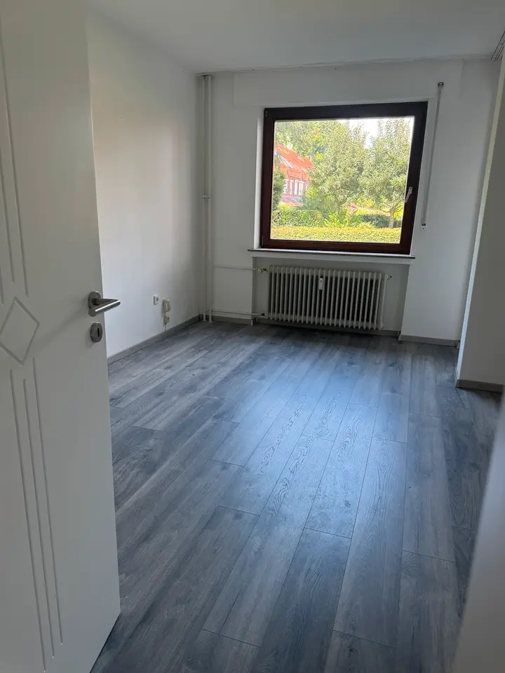 3 Zimmer Wohnung mit 110 m² in Bremen – Bild 2