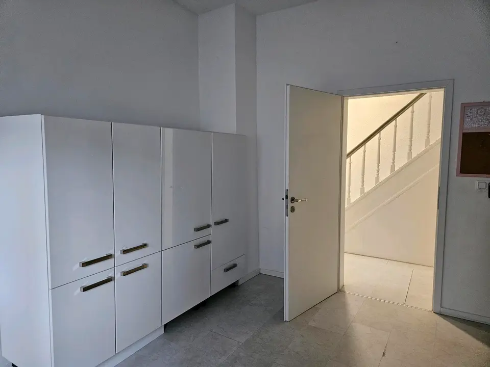 5 Zimmer Wohnung mit 138 m² in Solingen – Bild 4