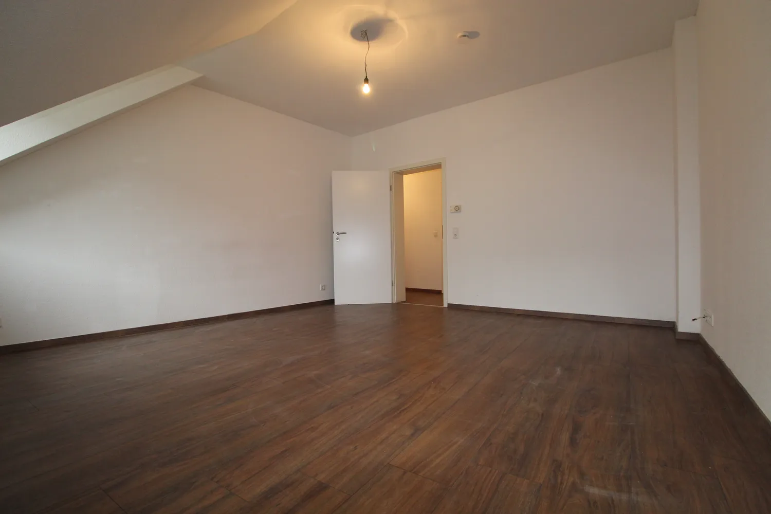 2 Zimmer Wohnung mit 55 m² in Wiesbaden – Bild 5