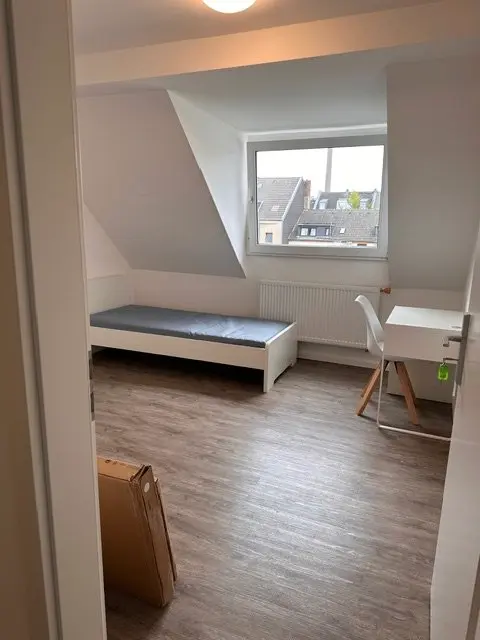 2 Zimmer Wohnung mit 27 m² in Köln – Bild 9
