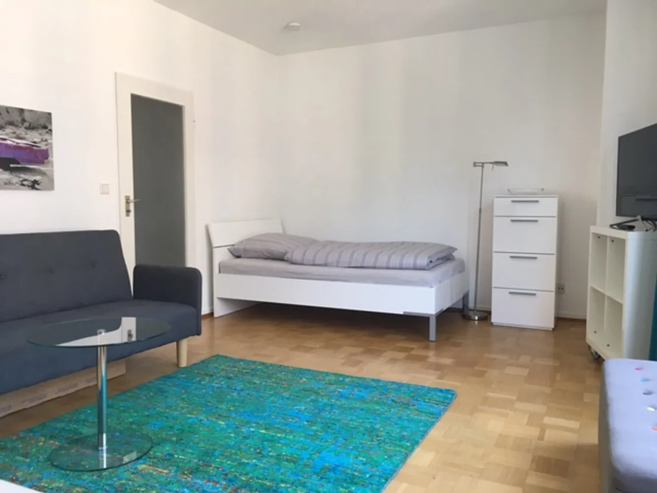 1 Zimmer Wohnung mit 30 m² in Frankfurt am Main – Bild 6