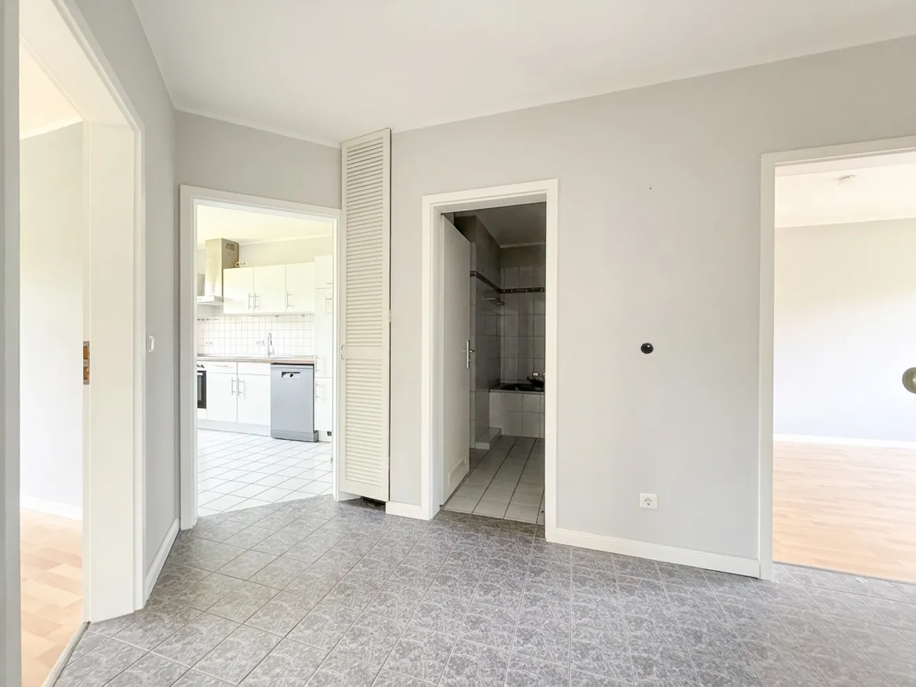 3 Zimmer Wohnung mit 66 m² in Wedel – Bild 2