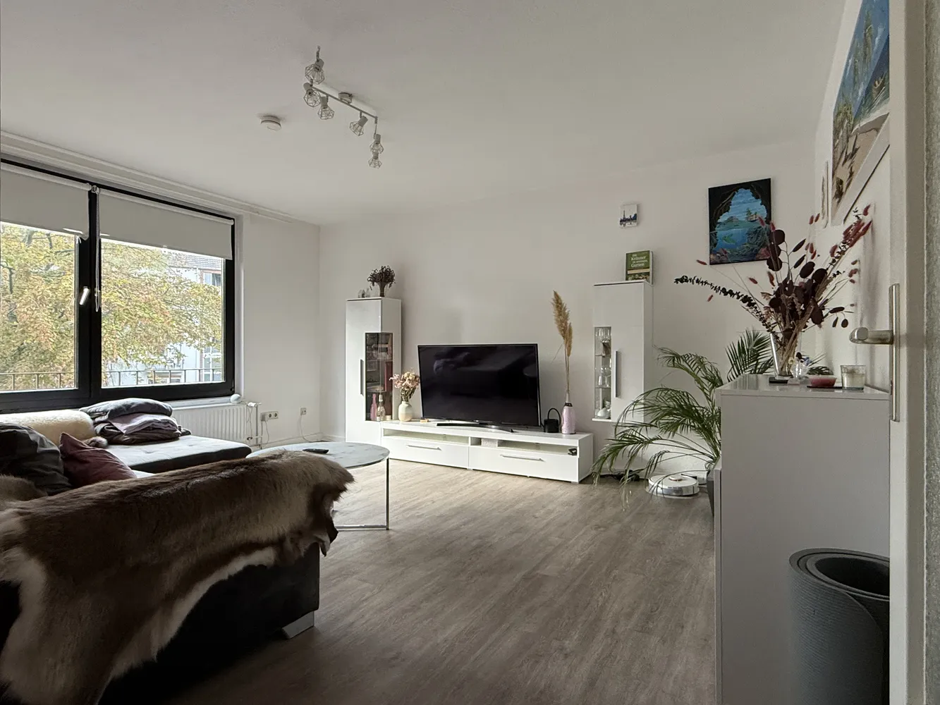 2 Zimmer Wohnung mit 70 m² in Krefeld – Bild 1