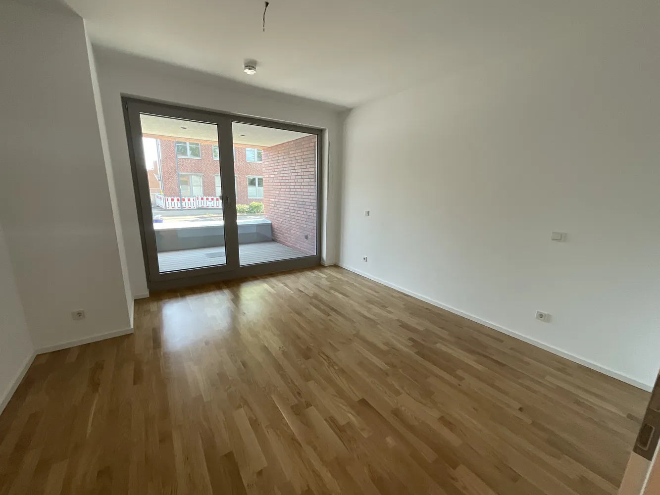 2 Zimmer Wohnung mit 77 m² in Meerbusch – Bild 2