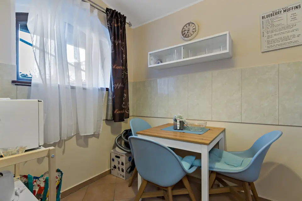 2 Zimmer Wohnung mit 35 m² in Halle (Saale) – Bild 3