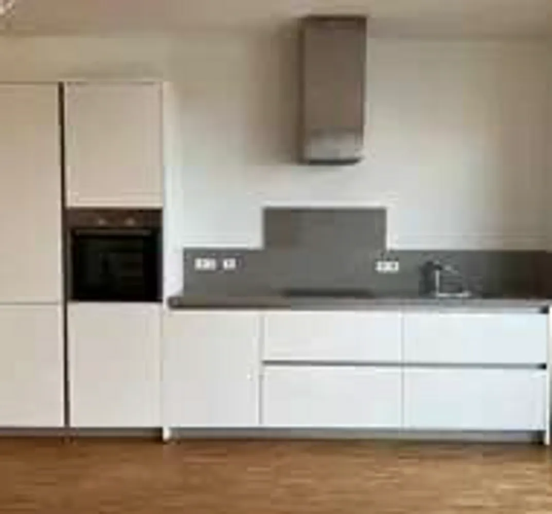 4 Zimmer Wohnung mit 139 m² in Hamburg – Bild 2