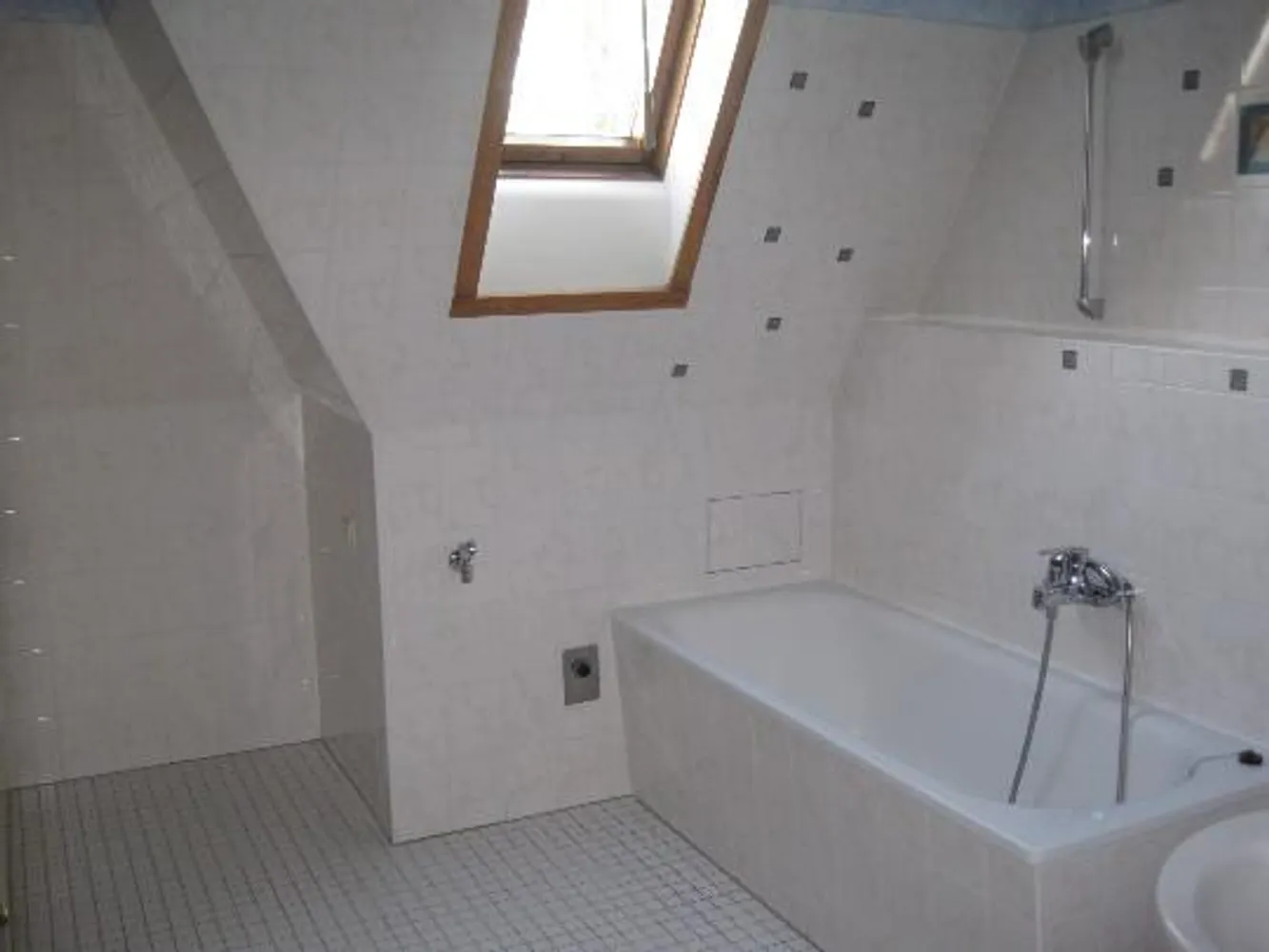 2 Zimmer Wohnung mit 66 m² in Dresden – Bild 5