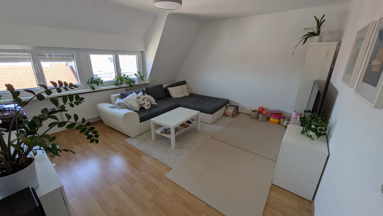 6 Zimmer Wohnung mit 106 m² in Stuttgart – Bild 6