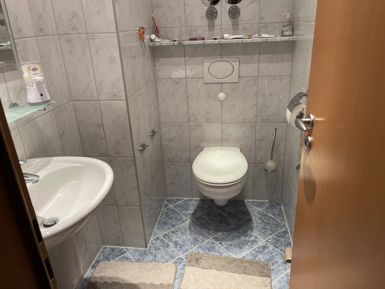 4 Zimmer Wohnung mit 125 m² in Frankfurt am Main – Bild 2