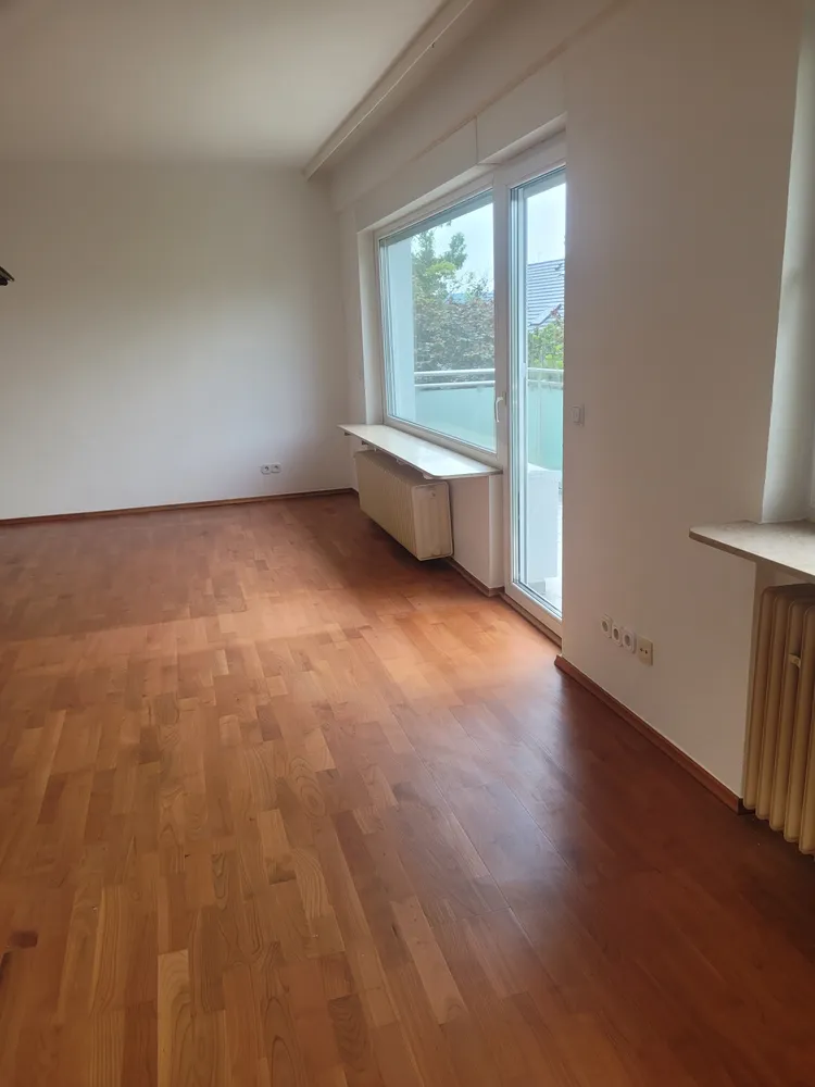 3 room apartment with 90 m² in Saarbrücken – Photo 2