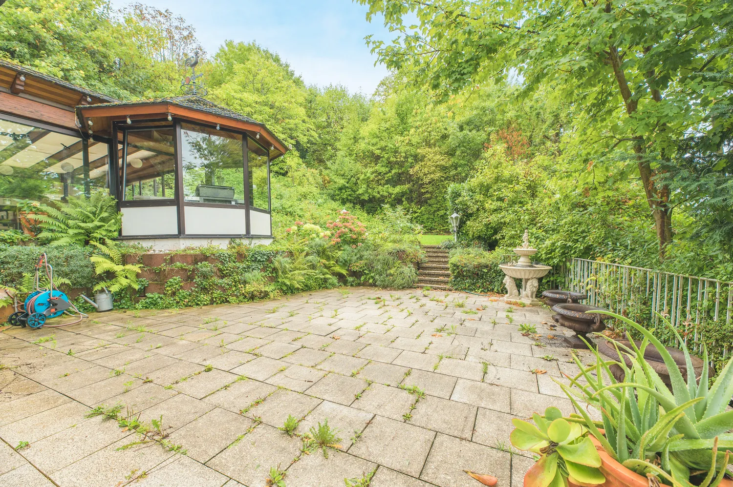 8 Zimmer Haus mit 393 m² in Stuttgart – Bild 8