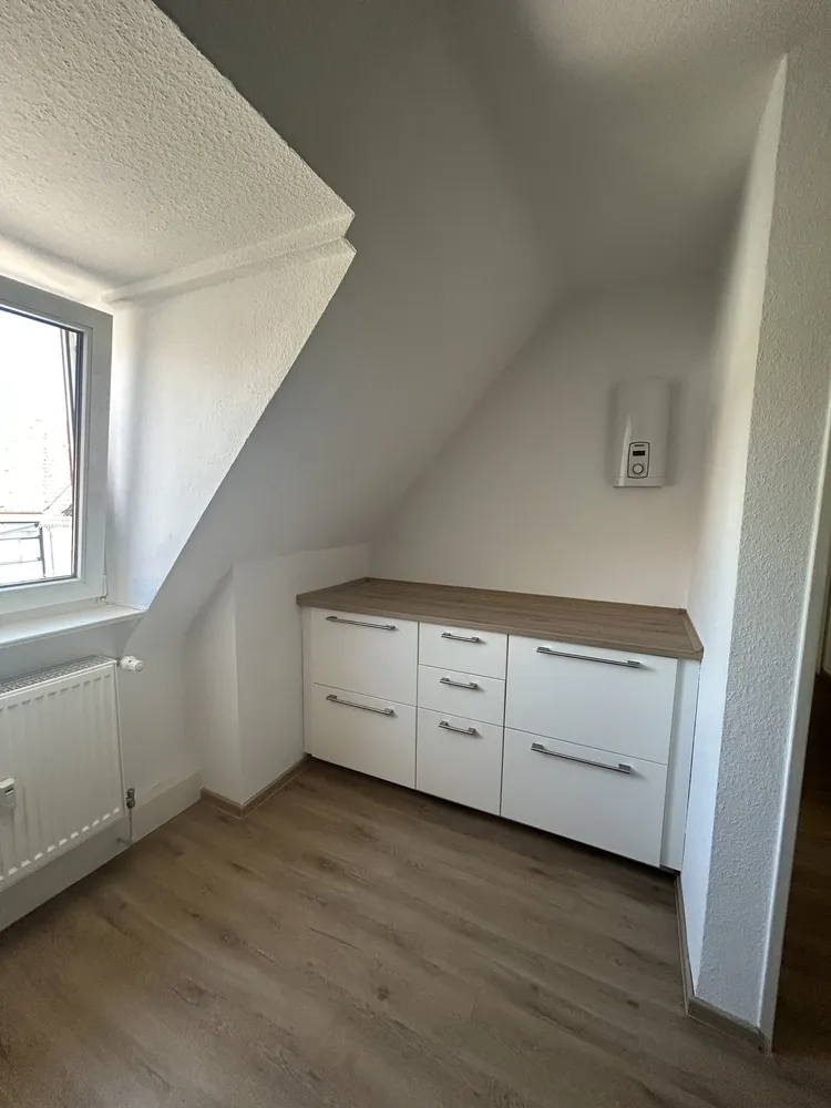 6 Zimmer Wohnung mit 90 m² in Landau in der Pfalz – Bild 8