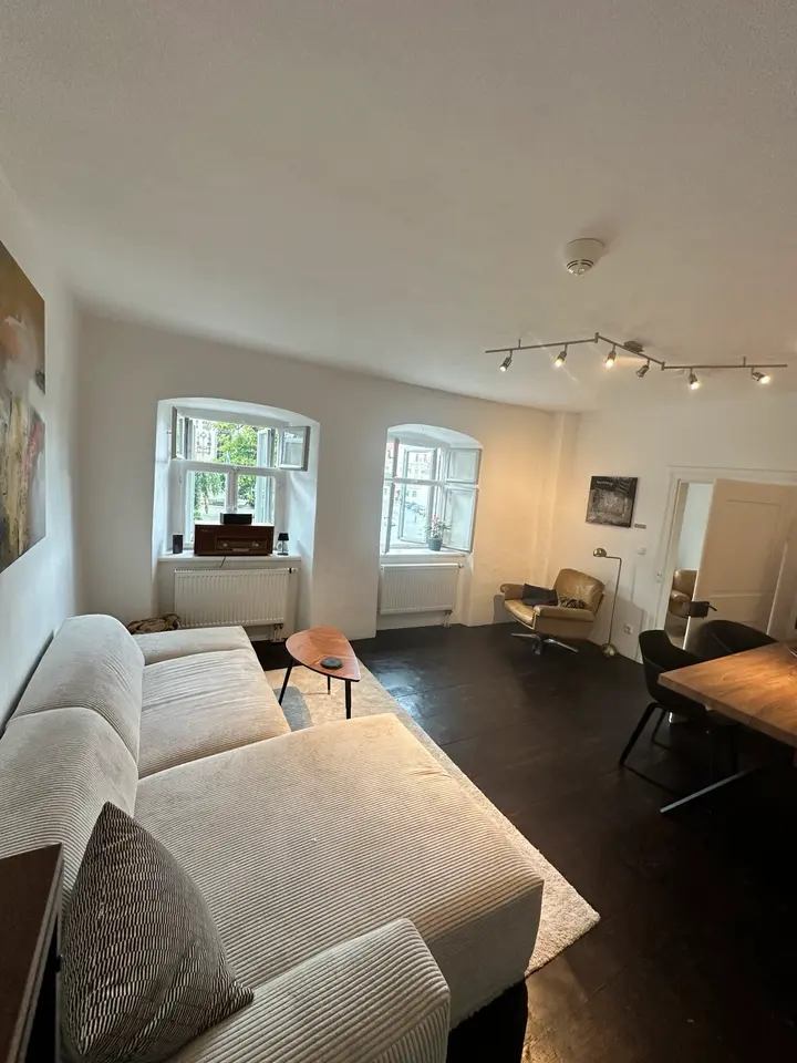 5 Zimmer Wohnung mit 150 m² in Augsburg – Bild 2