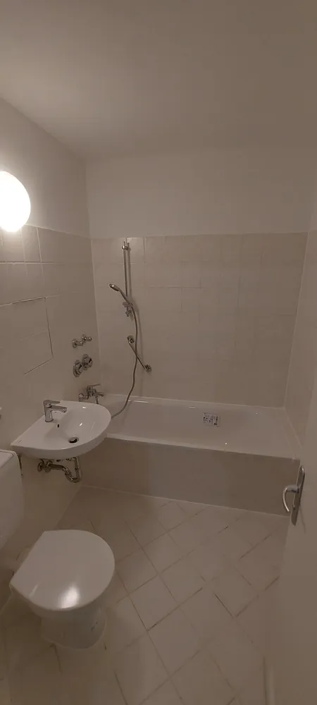 3 Zimmer Wohnung mit 80 m² in Dresden – Bild 6