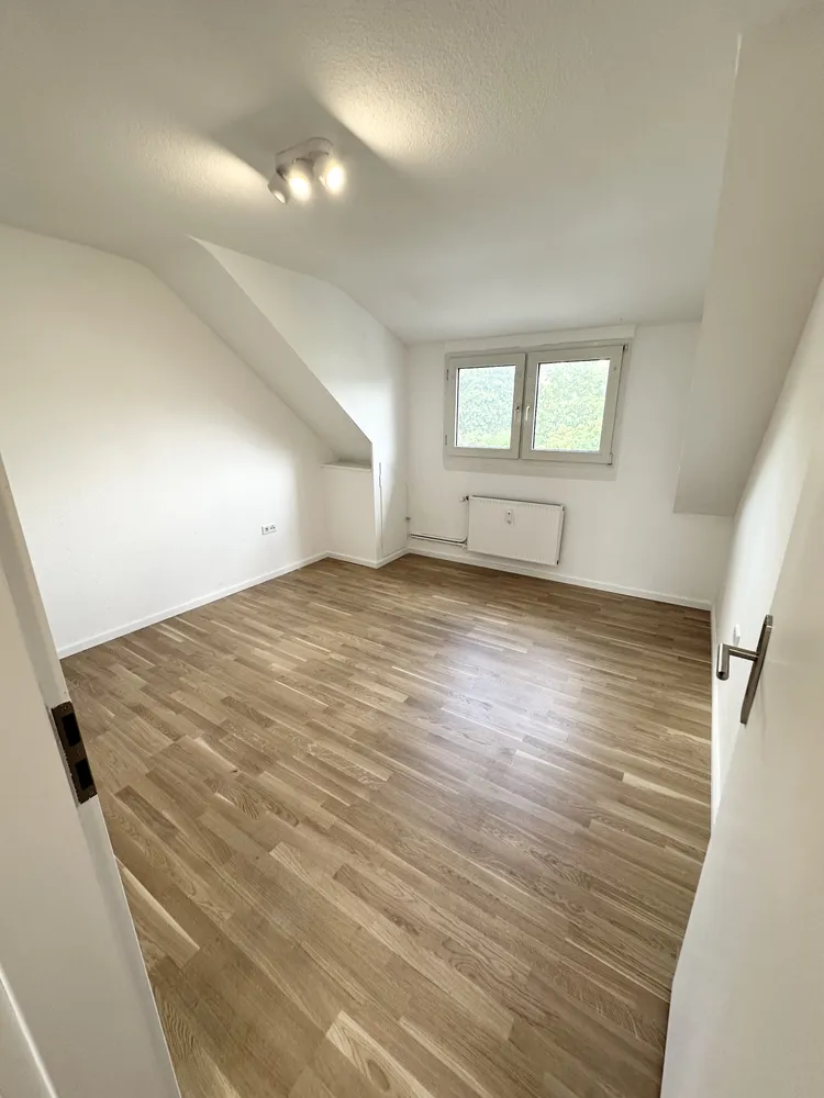 4 Zimmer Wohnung mit 66 m² in Leverkusen – Bild 7