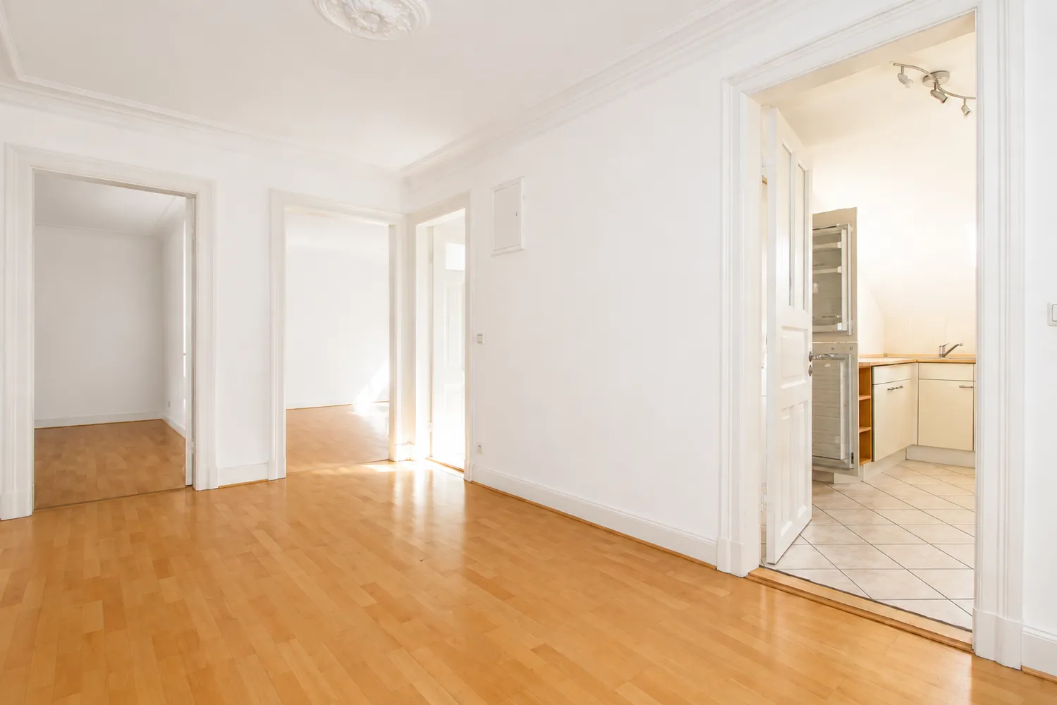 3 Zimmer Wohnung mit 97 m² in Hamburg – Bild 3