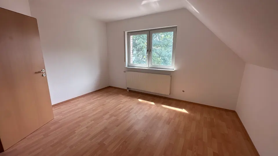 4 Zimmer Haus mit 130 m² in Heppenheim – Bild 2