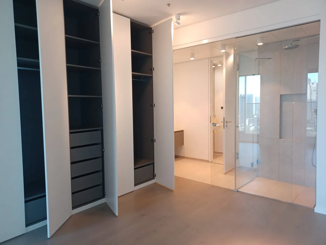2 room apartment with 97 m² in Frankfurt am Main – Photo 3