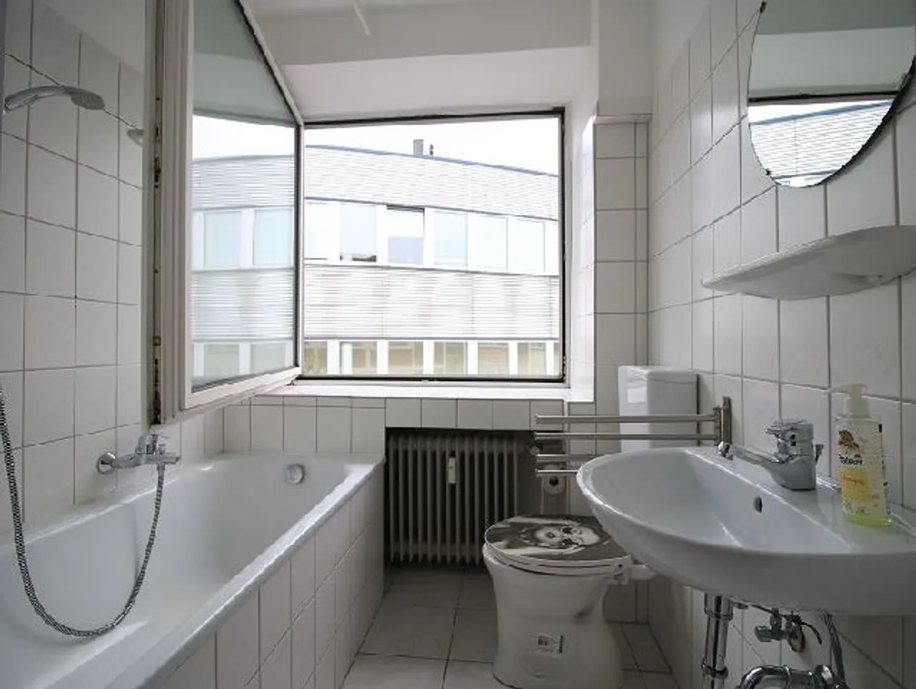 2 Zimmer Wohnung mit 65 m² in Krefeld – Bild 7