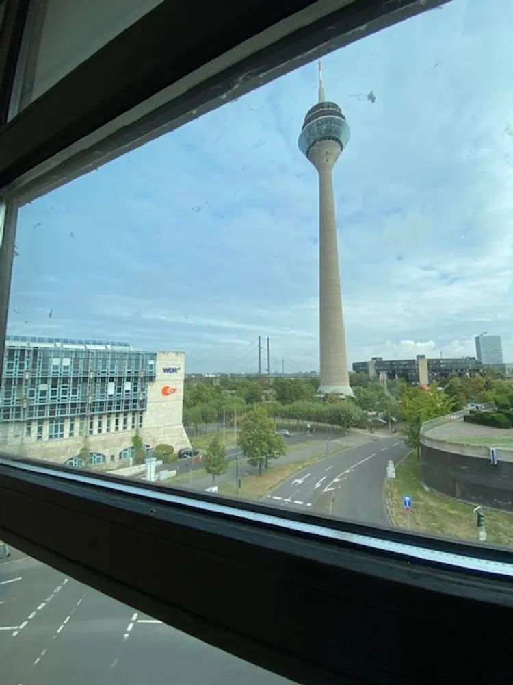 2 Zimmer Wohnung mit 84 m² in Düsseldorf – Bild 5