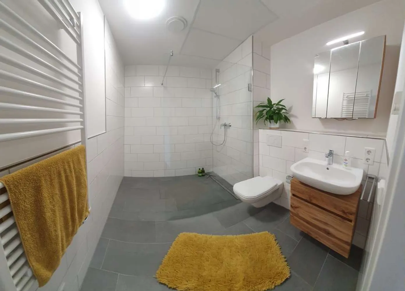 2 Zimmer Wohnung mit 42 m² in Karlsruhe – Bild 11