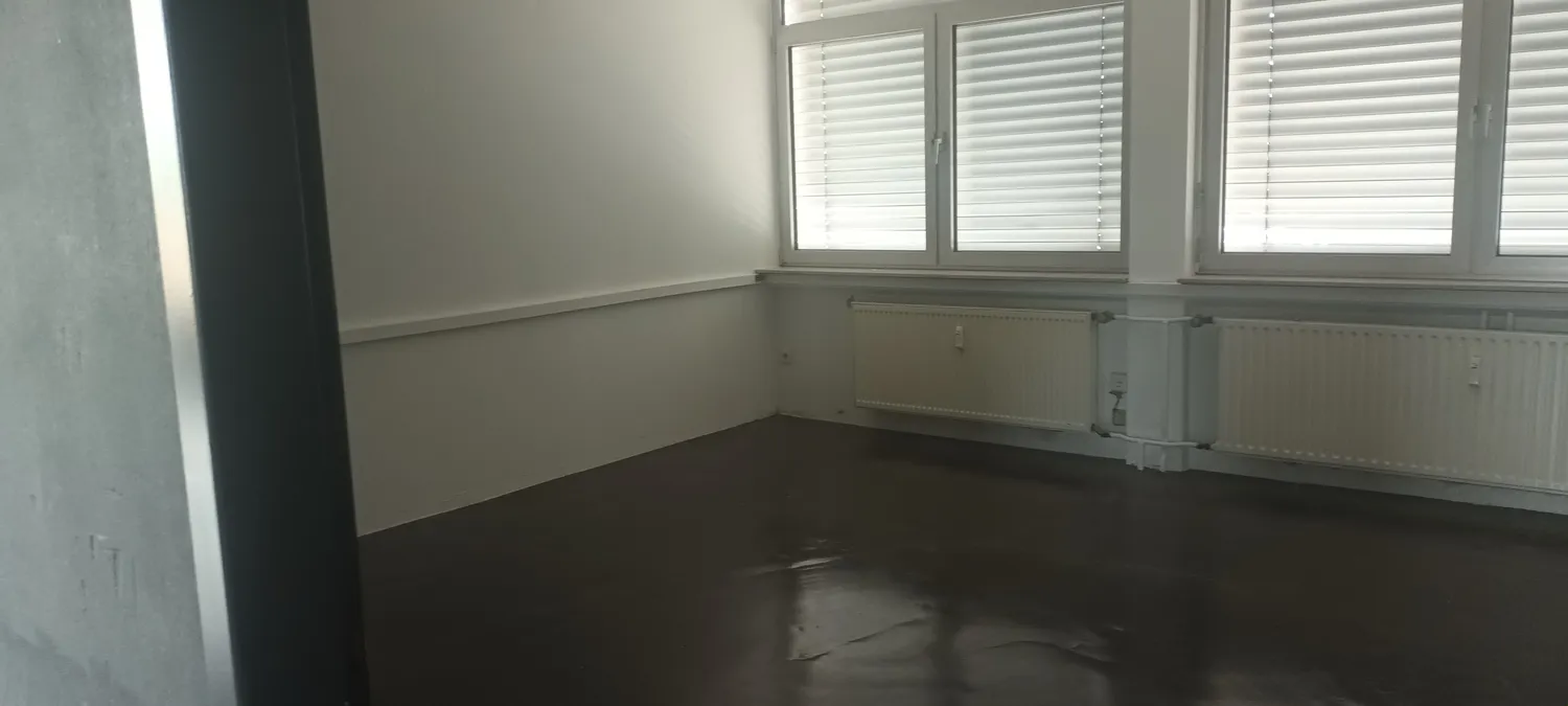 6 Zimmer Wohnung mit 237 m² in Frankfurt am Main – Bild 7