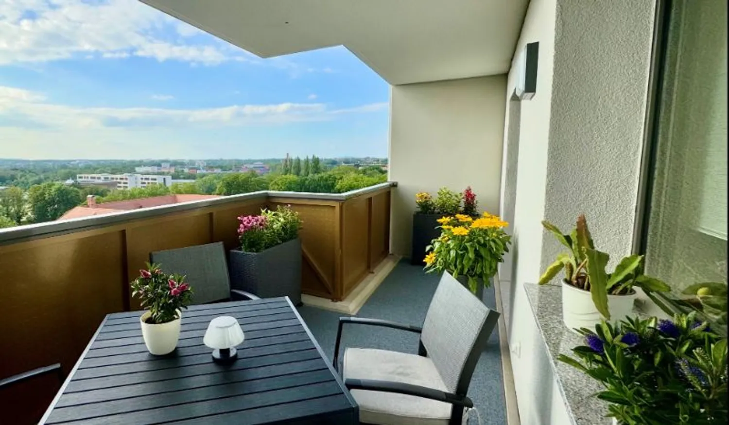 2 Zimmer Wohnung mit 53 m² in Halle (Saale) – Bild 1