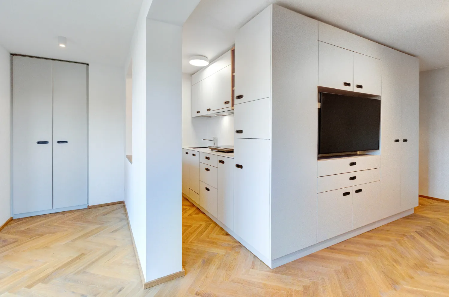 1 Zimmer Wohnung mit 37 m² in Frankfurt am Main – Bild 6