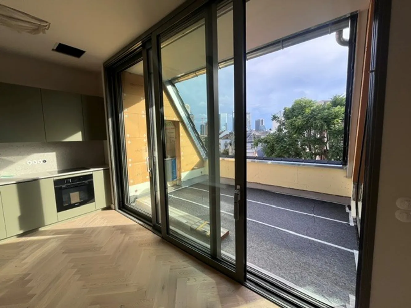 2 Zimmer Wohnung mit 70 m² in Frankfurt am Main – Bild 11